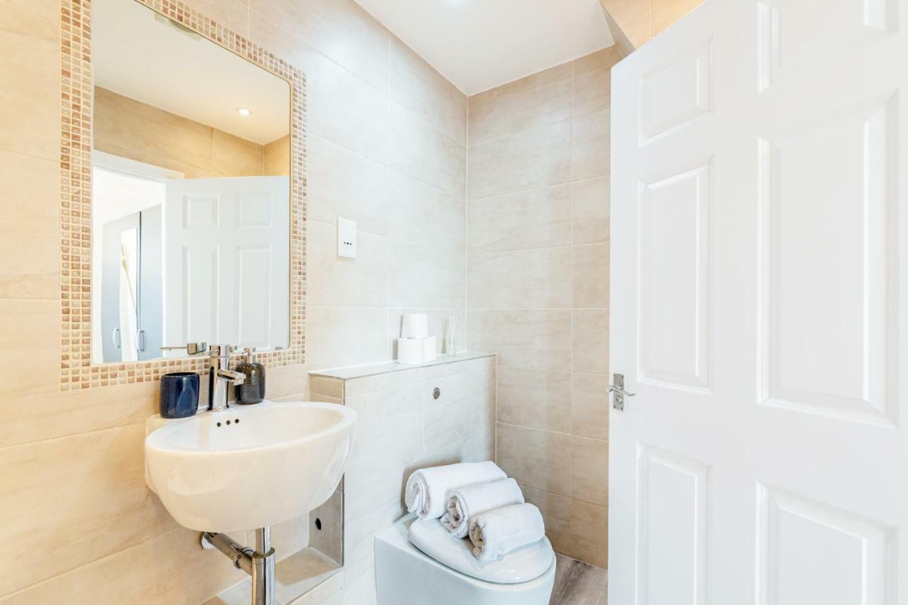 לונדון Bright & Spacious 4Beds Home - Kensington High Street-Olympia מראה חיצוני תמונה